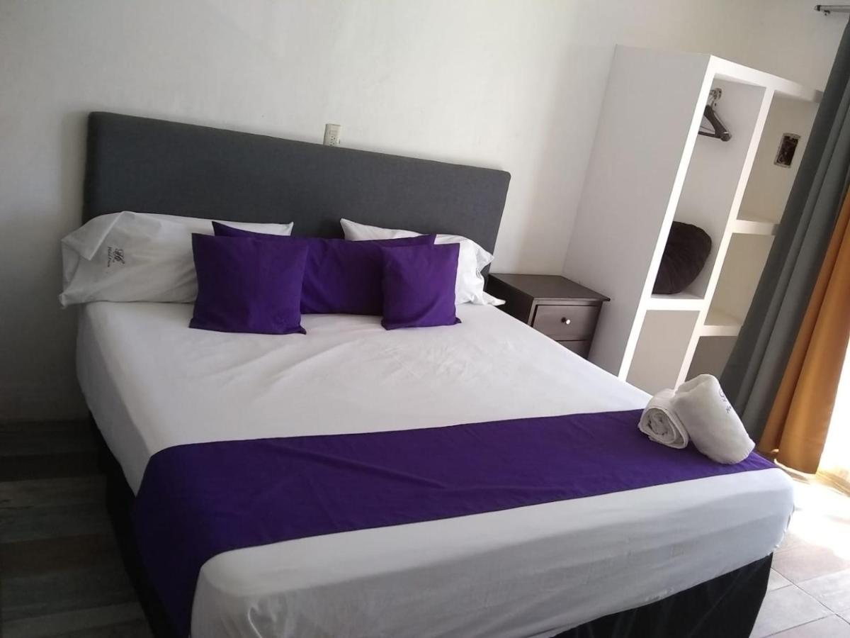 Hotel Posada Laura San Juan del Río Eksteriør billede